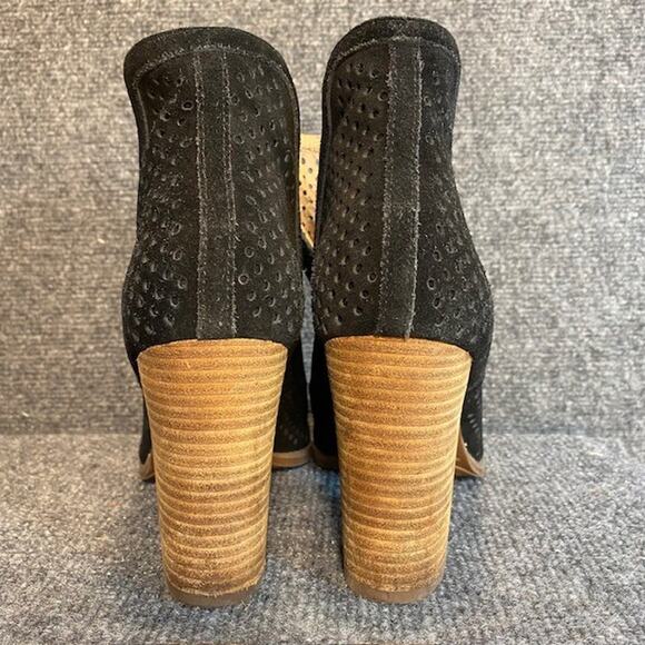 Lucky Brand Larise Bootie Womens 9 Black Suede Perforated Slip On Block Heel - Picture 5 of 10